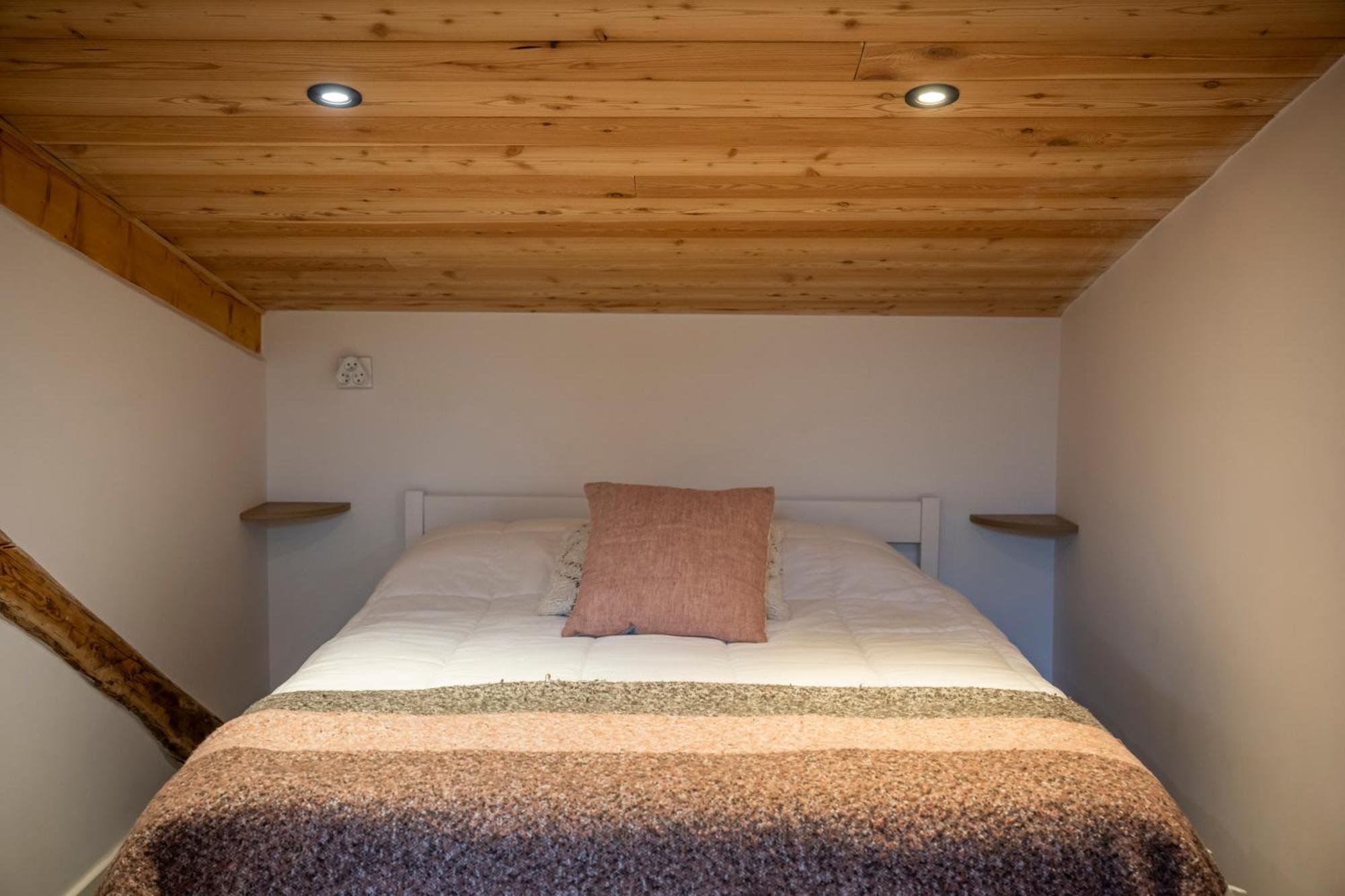 Superbe Loft - Situ Sur La Place Centrale Barcelonnette Exterior foto
