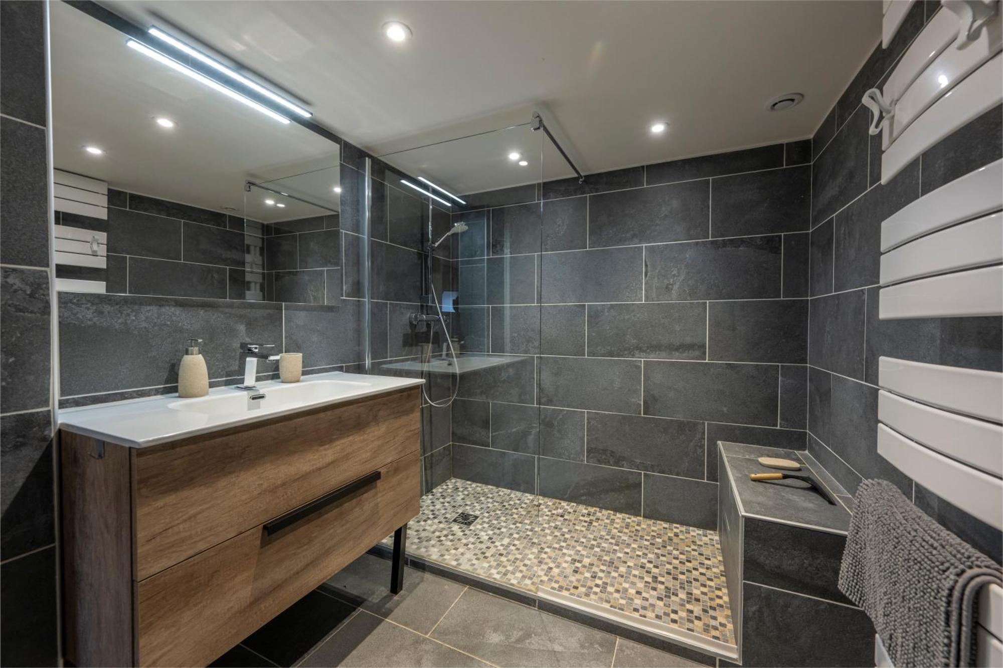 Superbe Loft - Situ Sur La Place Centrale Barcelonnette Exterior foto
